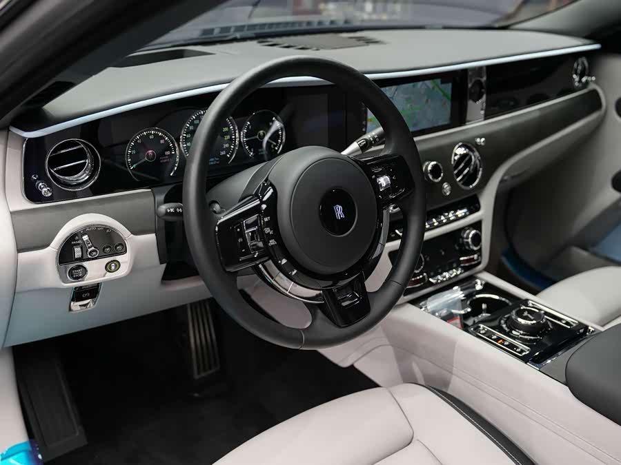 劳斯莱斯 古思特 2023 汽车图片 #20