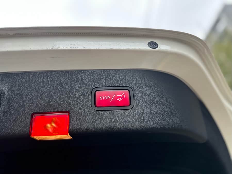 Mercedes-Benz CLS Class 2016 car image #20