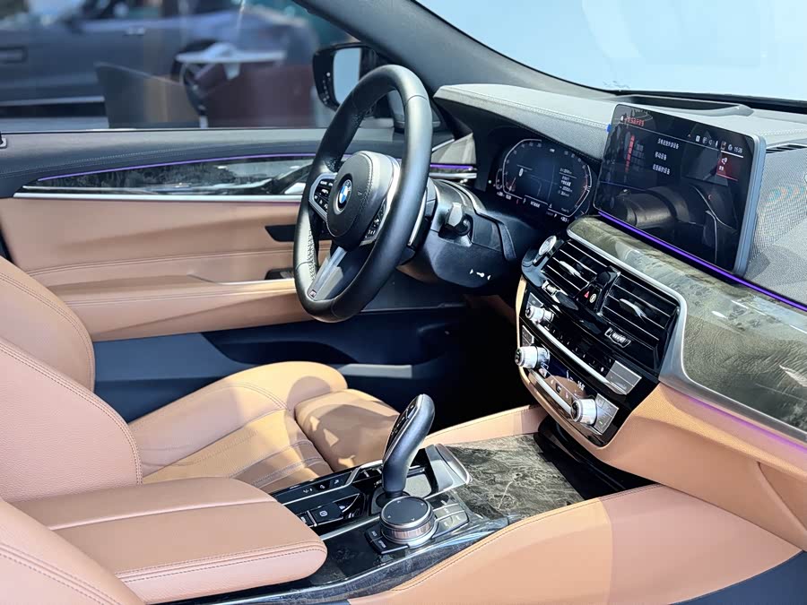 BMW 6 Series GT 2024 car image #20