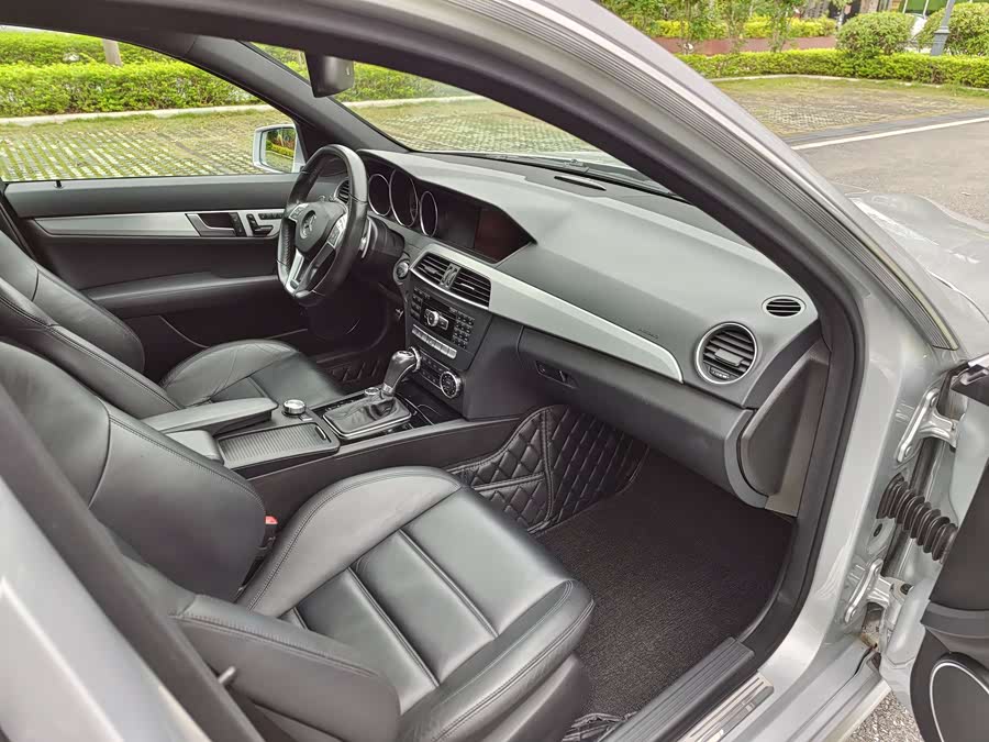 Mercedes-Benz C AMG 2013 imagem de carro #20