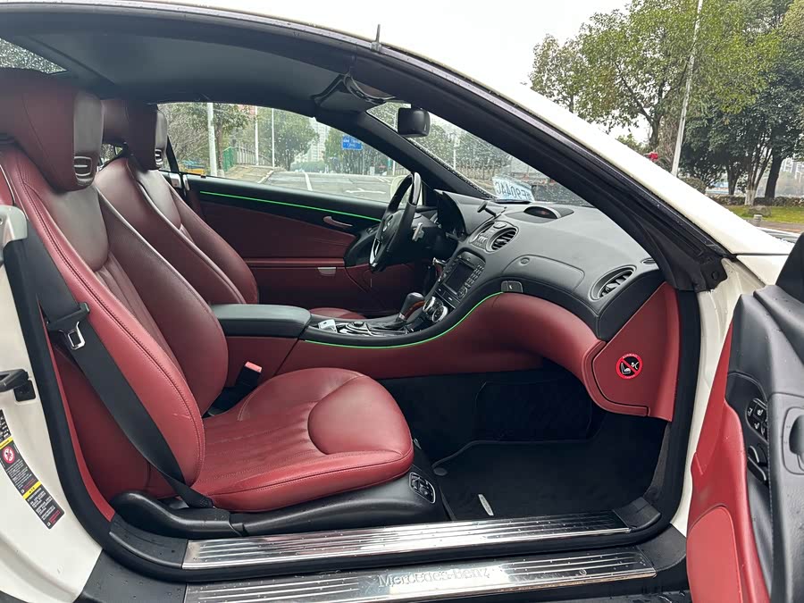 Mercedes-Benz SL Class 2011 car image #20