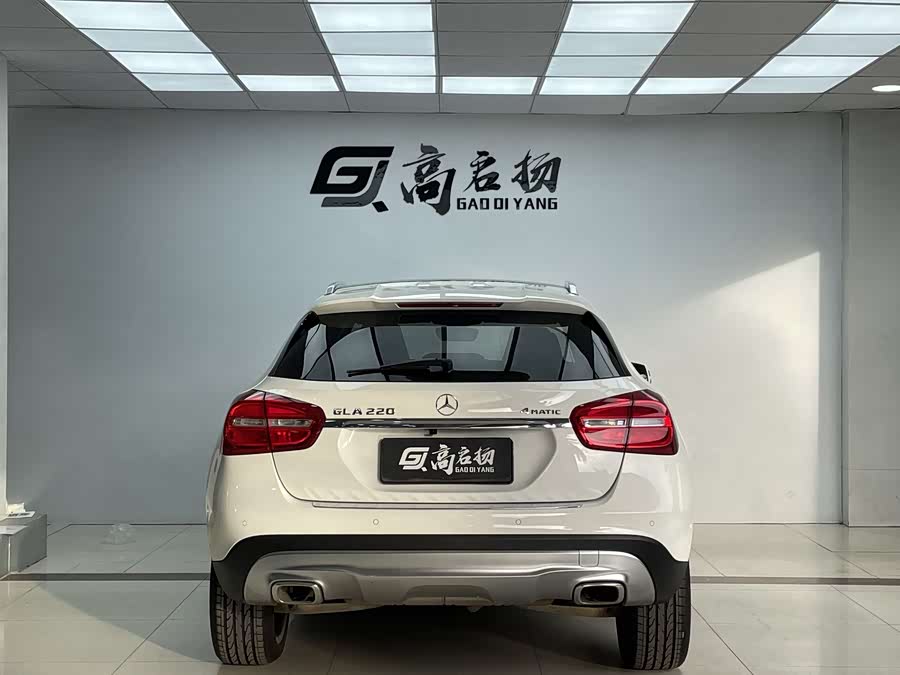 Mercedes-Benz GLA Class 2017 car image #20