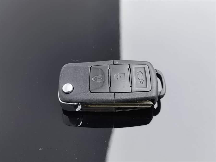 Forthing T5 2023 изображение автомобиля #20