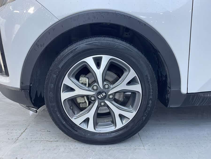 Kia Stonic 2018 image de voiture #20