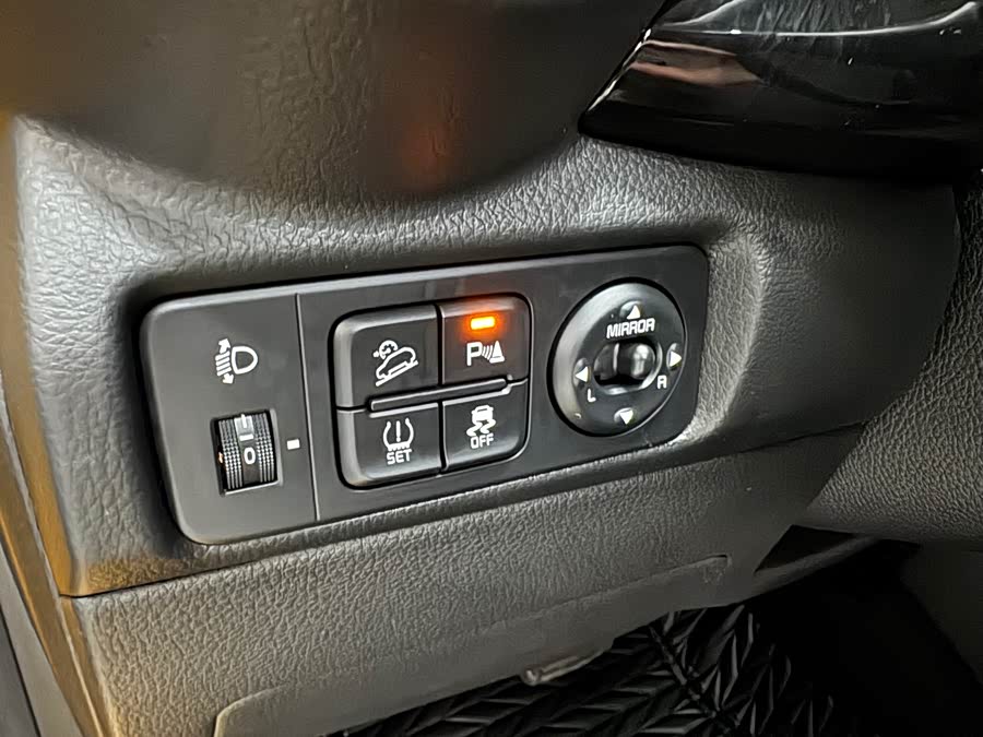 Kia 2021 car image #20