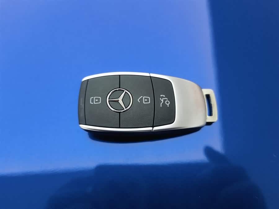 Mercedes-Benz EQB Class 2023 car image #20