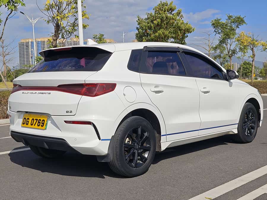 BYD e2 2019 #20 BYD e2 2019 صورة سيارة #20