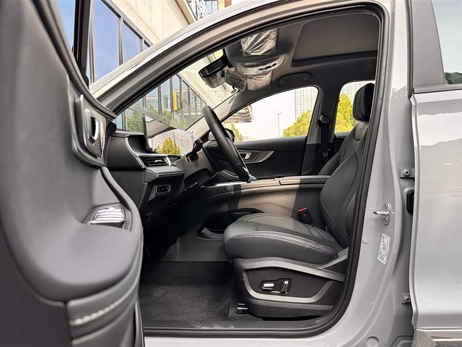 Chery Tiggo 8 PRO New Energy 2025 #20 Chery Tiggo 8 PRO New Energy 2025 car image #20