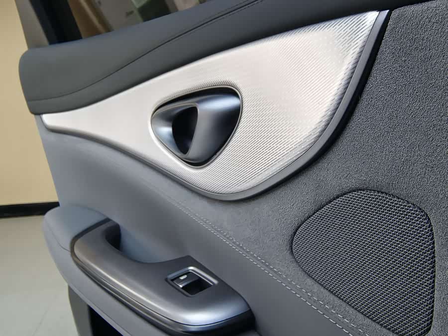 BYD Seal 07 DM-i 2025 car image #20