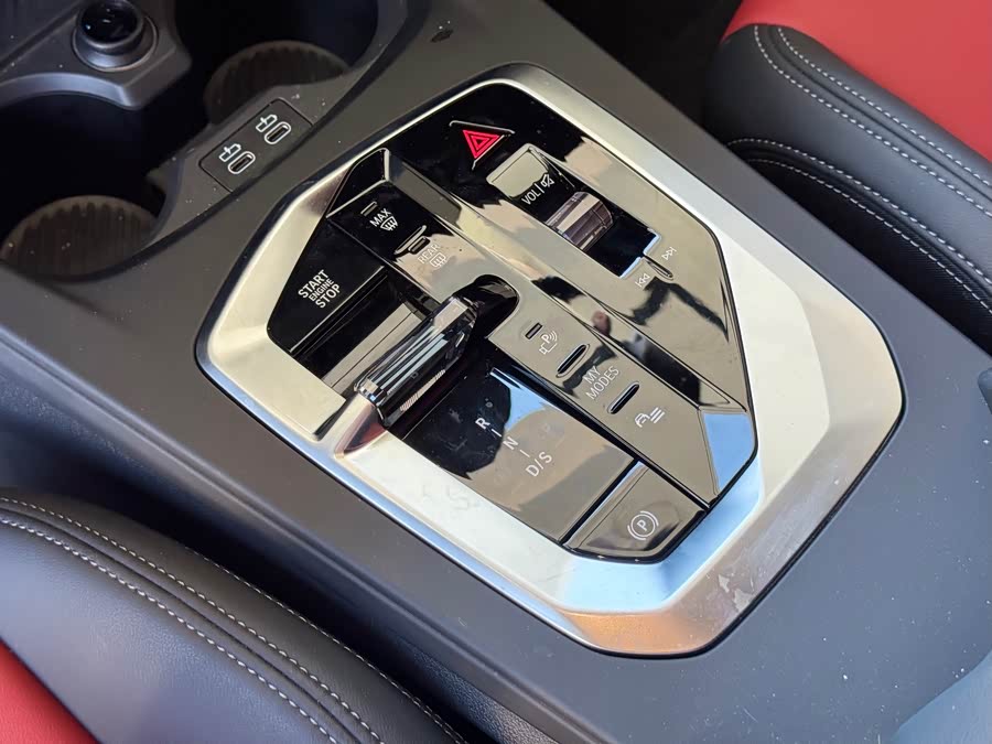 BMW M235L 2025 car image #20