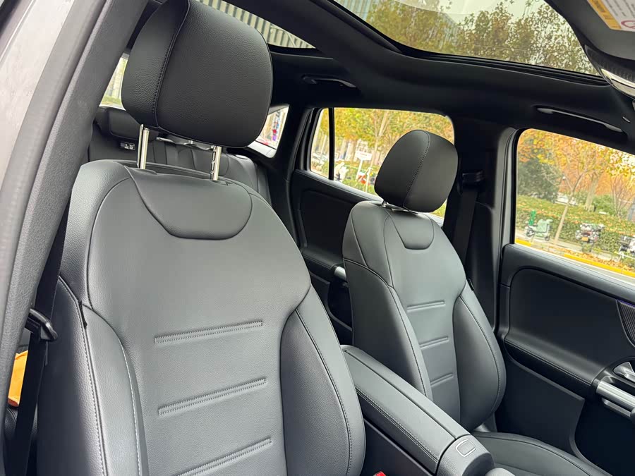 Mercedes-Benz GLA Class 2023 #20 Mercedes-Benz GLA Class 2023 car image #20