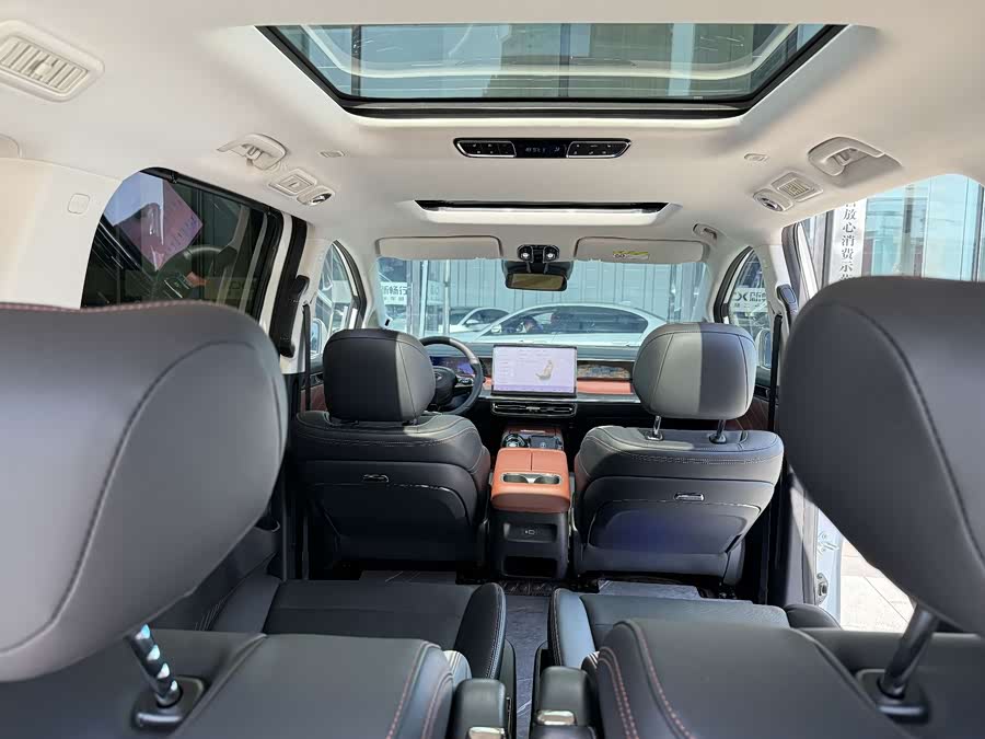 GAC Trumpchi E8 New Energy 2025 car image #20