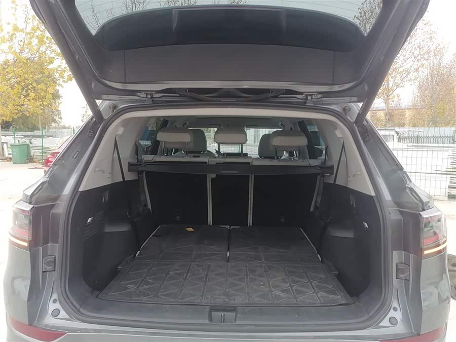 Volkswagen ID.6 X 2021 #20 Volkswagen ID.6 X 2021 immagine di auto #20