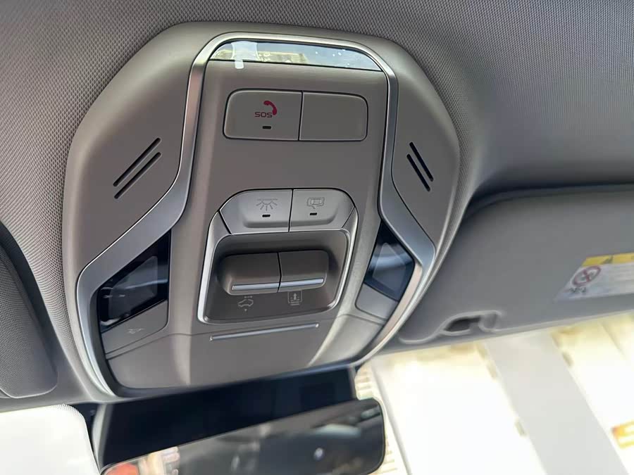 GEELY Preface 2023 car image #20