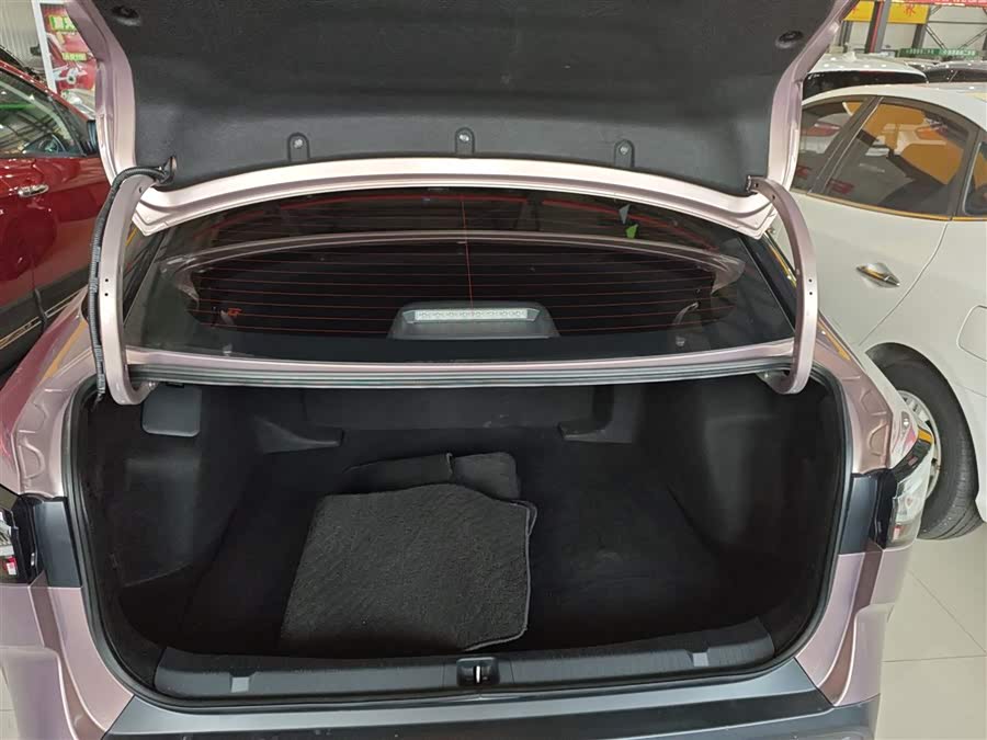 Toyota bZ3 2023 immagine di auto #20