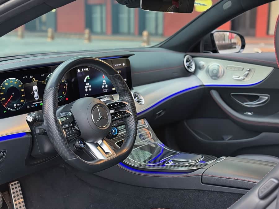 Mercedes-Benz E AMG 2022 immagine di auto #20