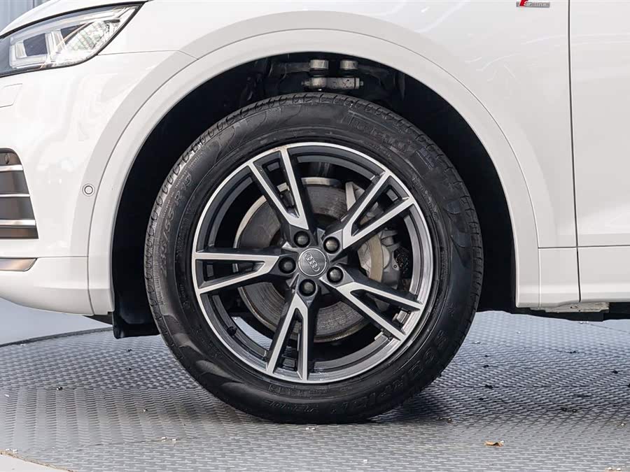 Audi Q5L 2020 car image #20