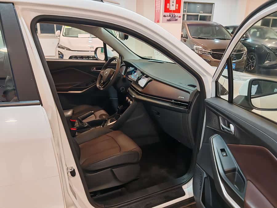 Changan CS15 2020 car image #20
