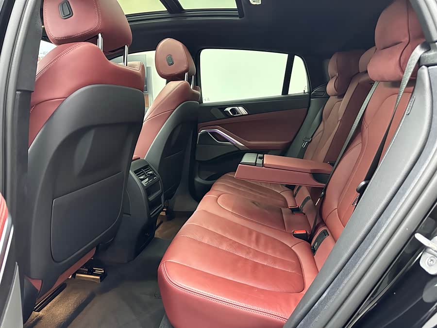 BMW X6 2022 immagine di auto #20