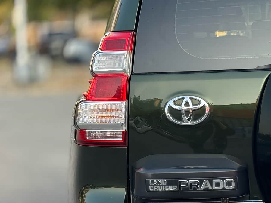 Toyota 2015 #20 Toyota 2015 car image #20