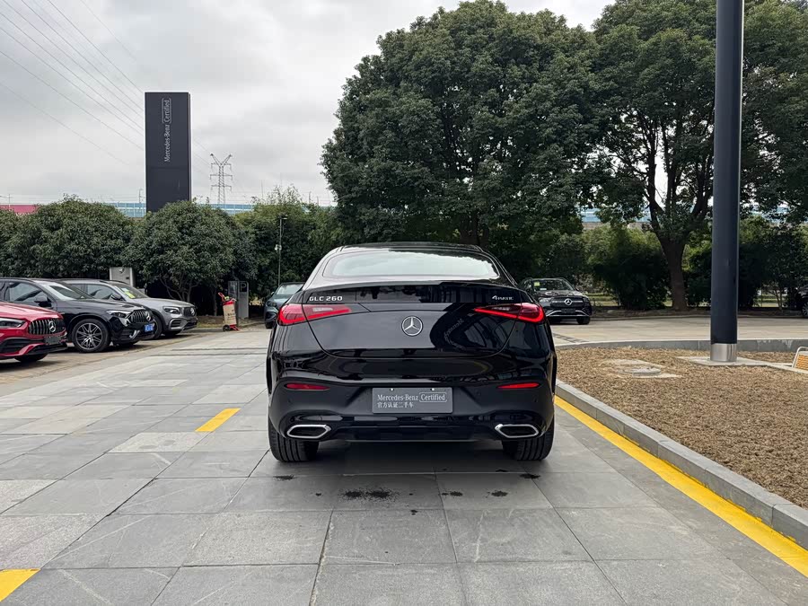 Mercedes-Benz GLC Coupe 2024 #20 Mercedes-Benz GLC Coupe 2024 صورة سيارة #20