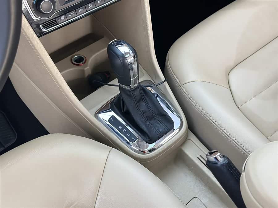 Volkswagen Jetta 2015 #20 Volkswagen Jetta 2015 image de voiture #20