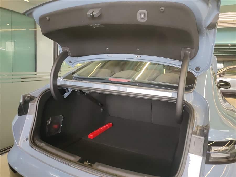 零跑汽车 零跑B01 2025 汽车图片 #20