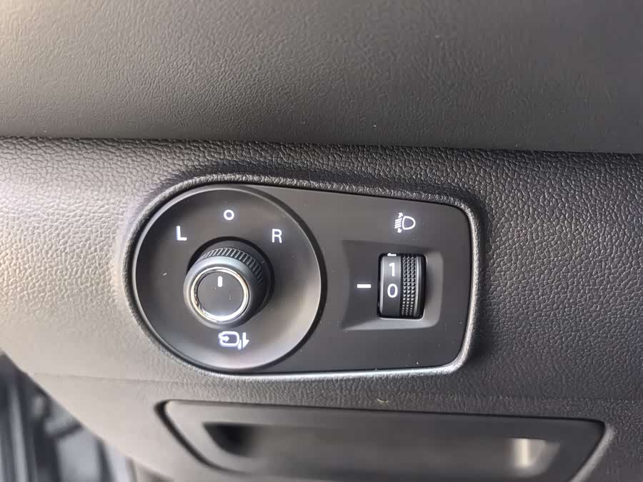 MG 6 New Energy 2018 #20 MG 6 New Energy 2018 car image #20