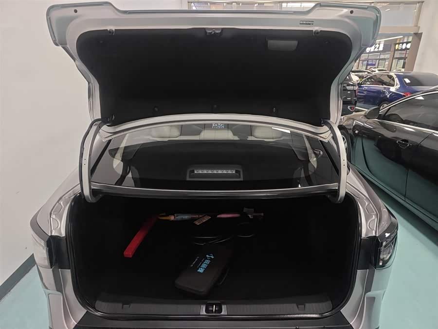 Toyota bZ3 2023 immagine di auto #20