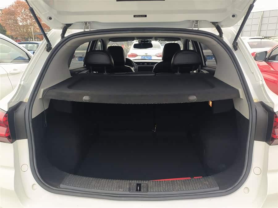 Roewe RX3 2021 car image #20