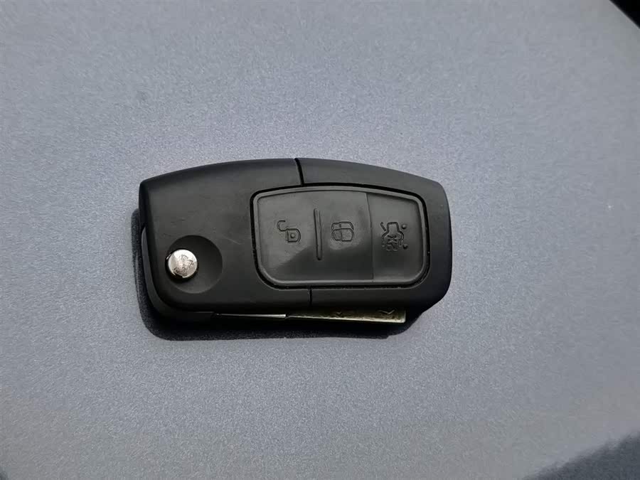 Ford Fiesta 2013 #20 Ford Fiesta 2013 car image #20