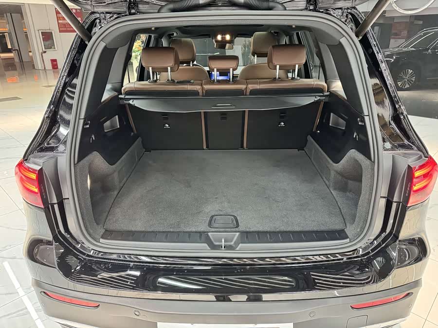 Mercedes-Benz EQB Class 2024 car image #20