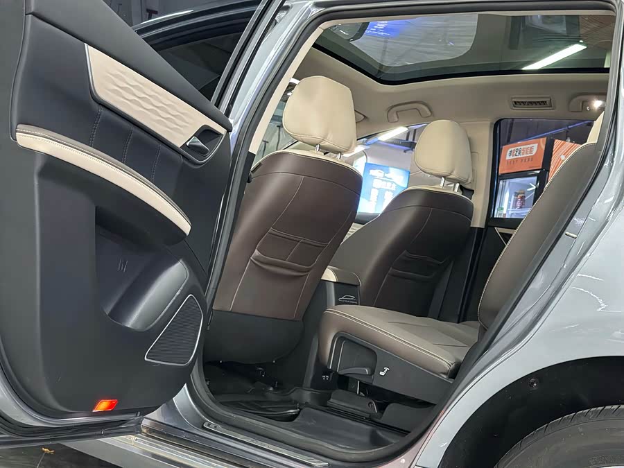 BYD Song MAX New Energy 2022 car image #20