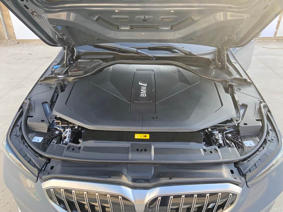 BMW i5 2025 immagine di auto #20