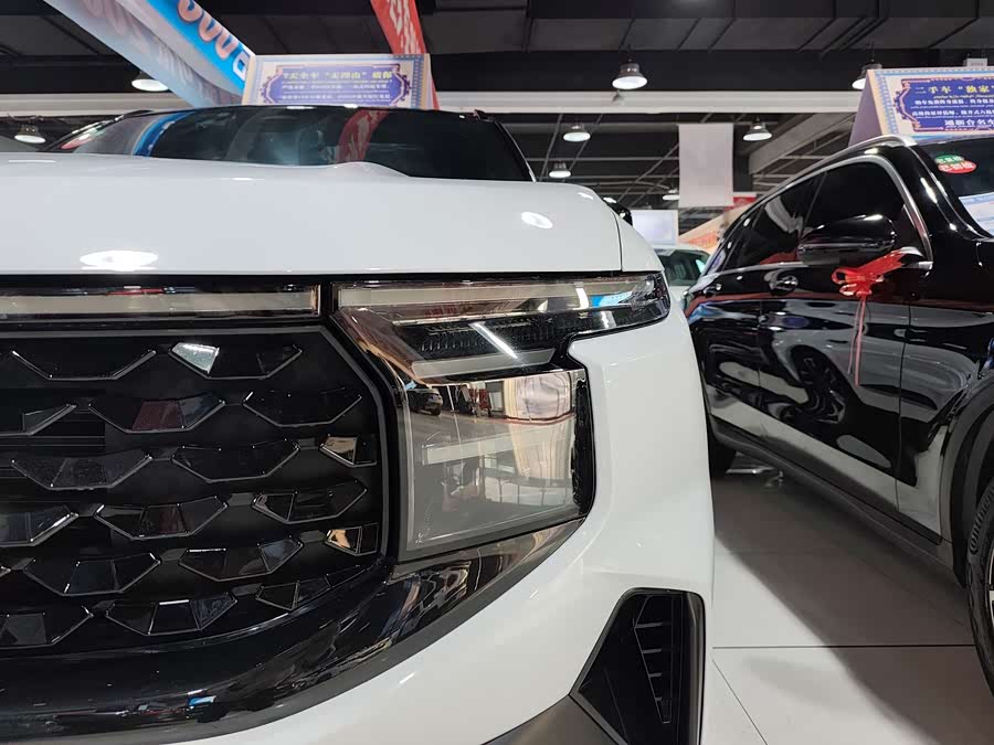 Ford Edge 2023 car image #20