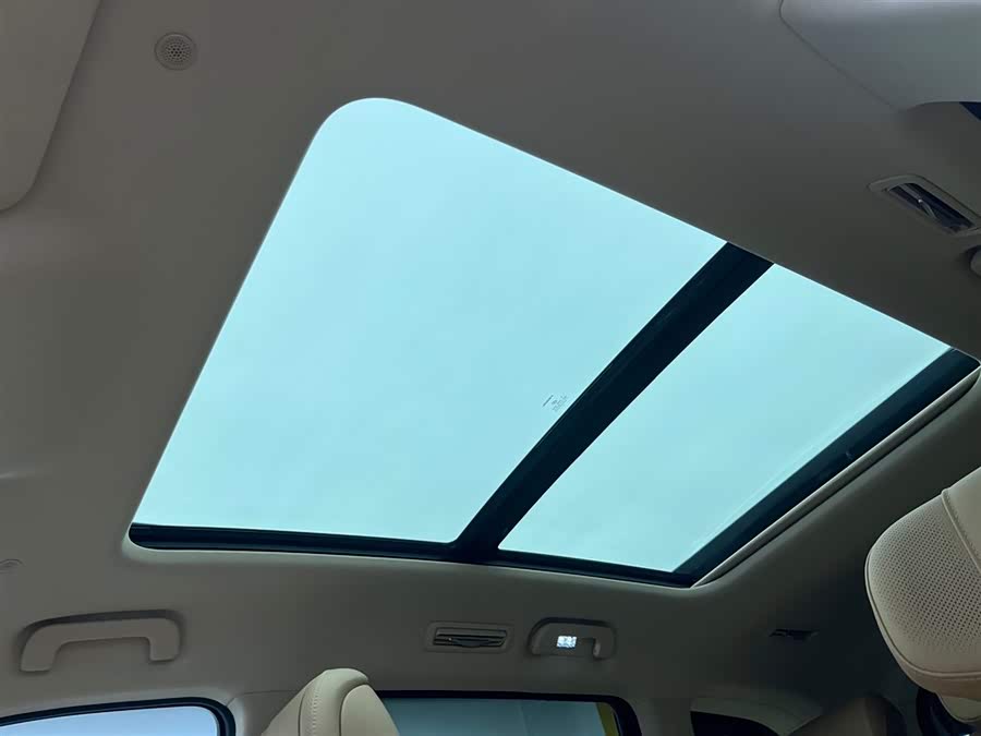 2025 car image #20