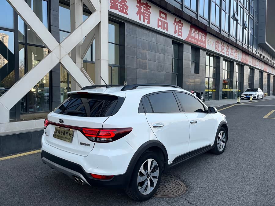 Kia Rio Cross 2017 car image #20