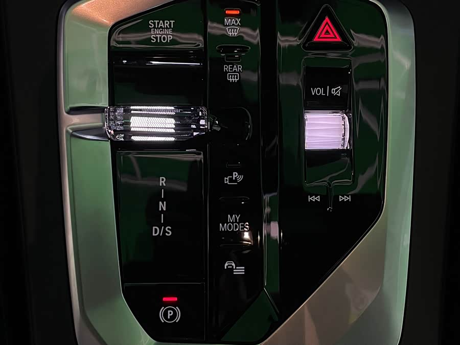 BMW M235L 2024 car image #20