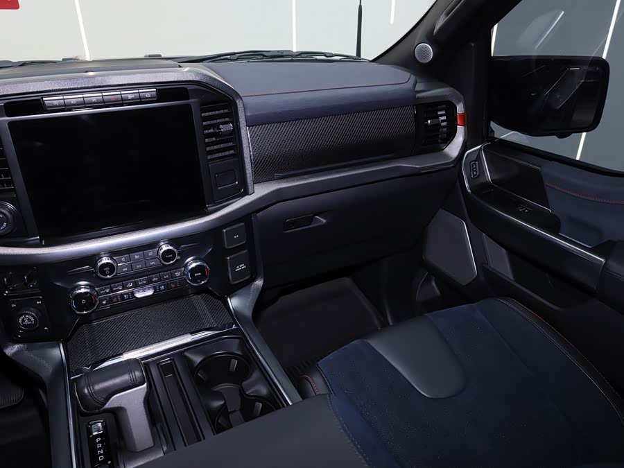 Ford 2024 car image #20