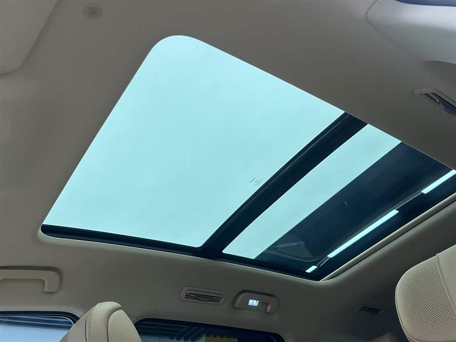2025 car image #20