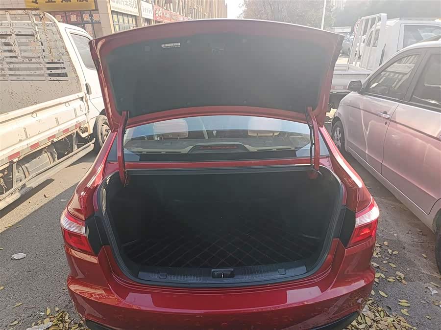 Changan Alsvin V7 2015 car image #20