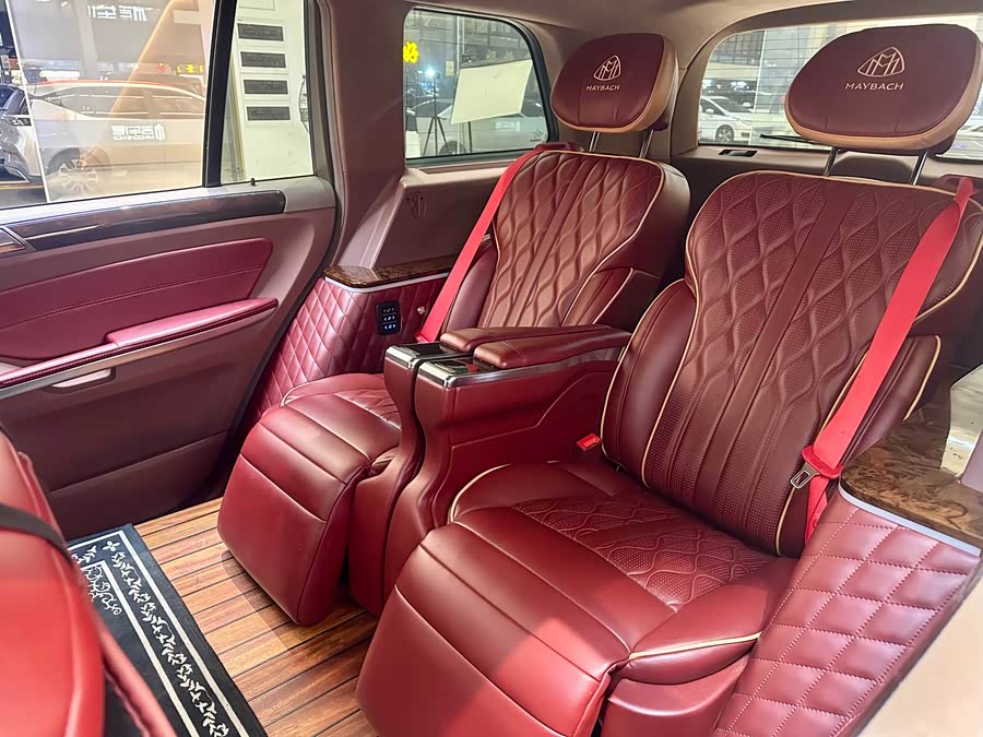 Mercedes-Benz GL Class 2009 car image #20