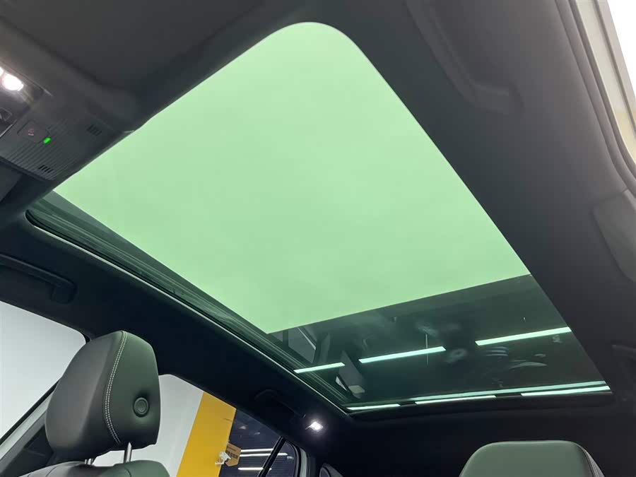 Volkswagen ID.4 X 2024 immagine di auto #20