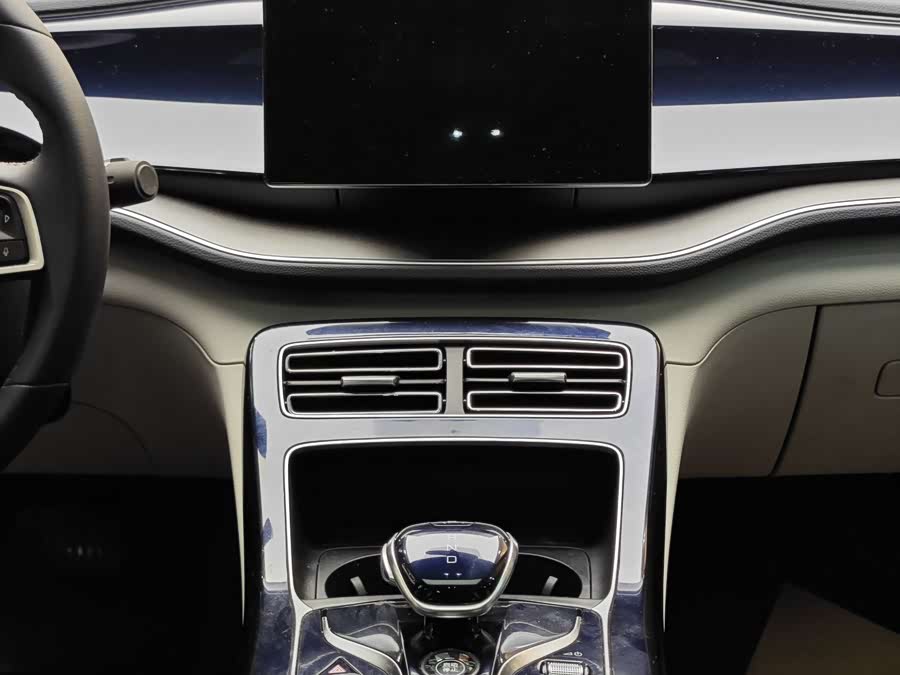 BYD Qin Plus 2022 #20 BYD Qin Plus 2022 car image #20