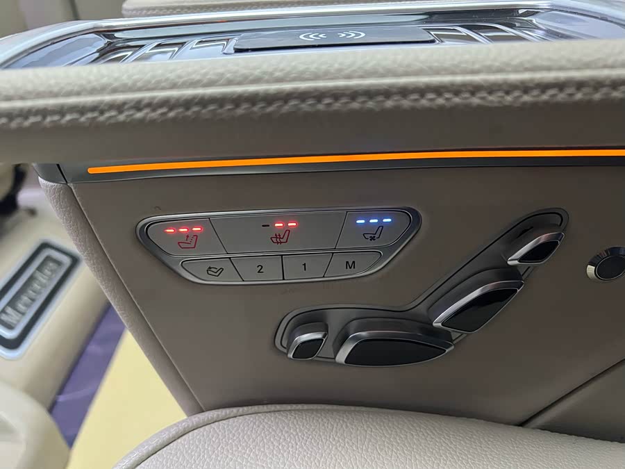 Mercedes-Benz V Class 2021 #20 Mercedes-Benz V Class 2021 car image #20