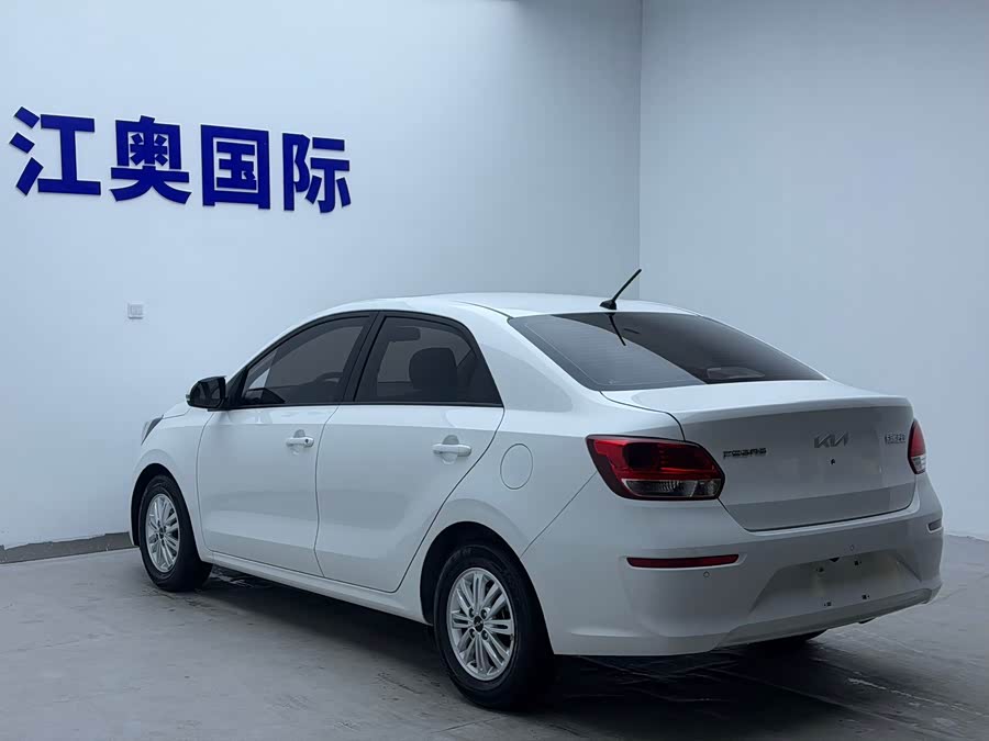 Kia Pegas 2022 image de voiture #20