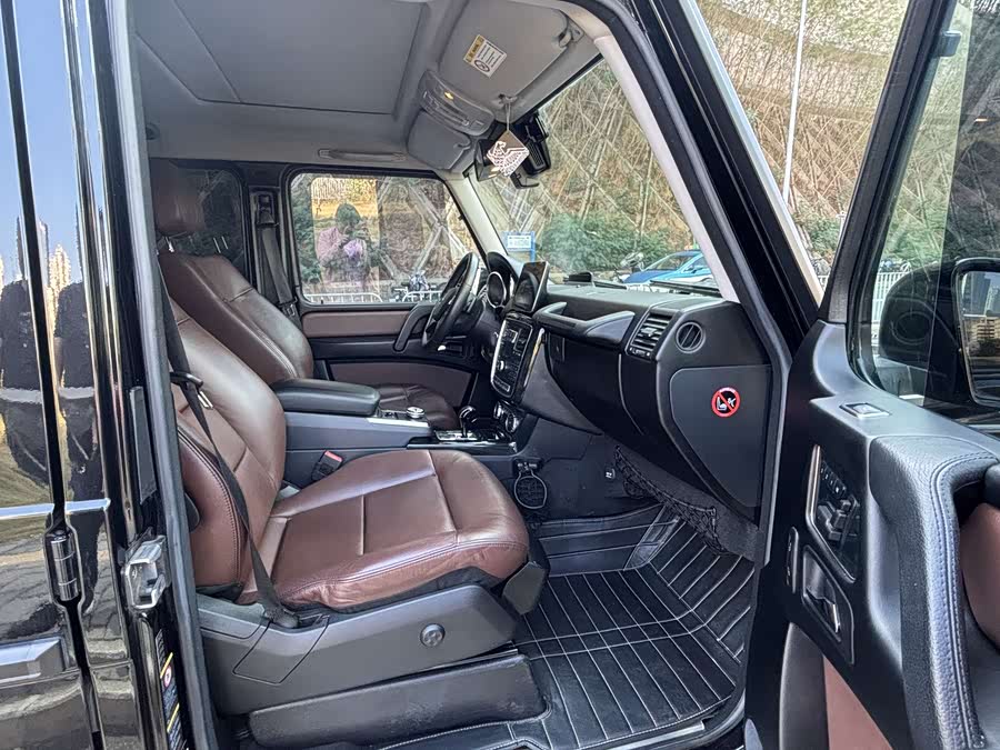 Mercedes-Benz G Class 2018 صورة سيارة #20