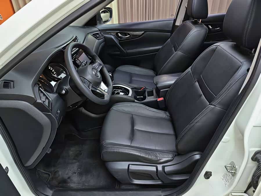 Nissan X-Trail 2018 car image #20