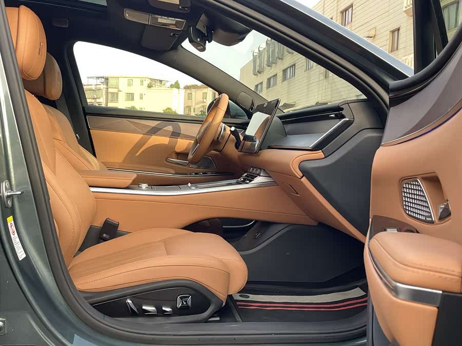 BYD HanL 2025 immagine di auto #20