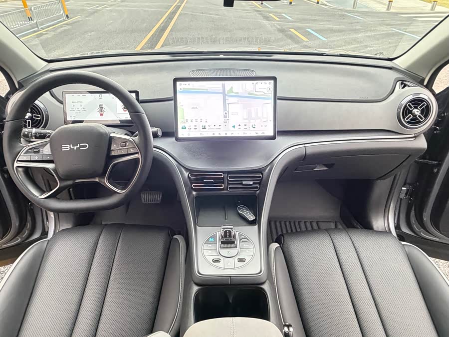 BYD Sea Lion 05 DM-i 2025 #20 BYD Sea Lion 05 DM-i 2025 car image #20